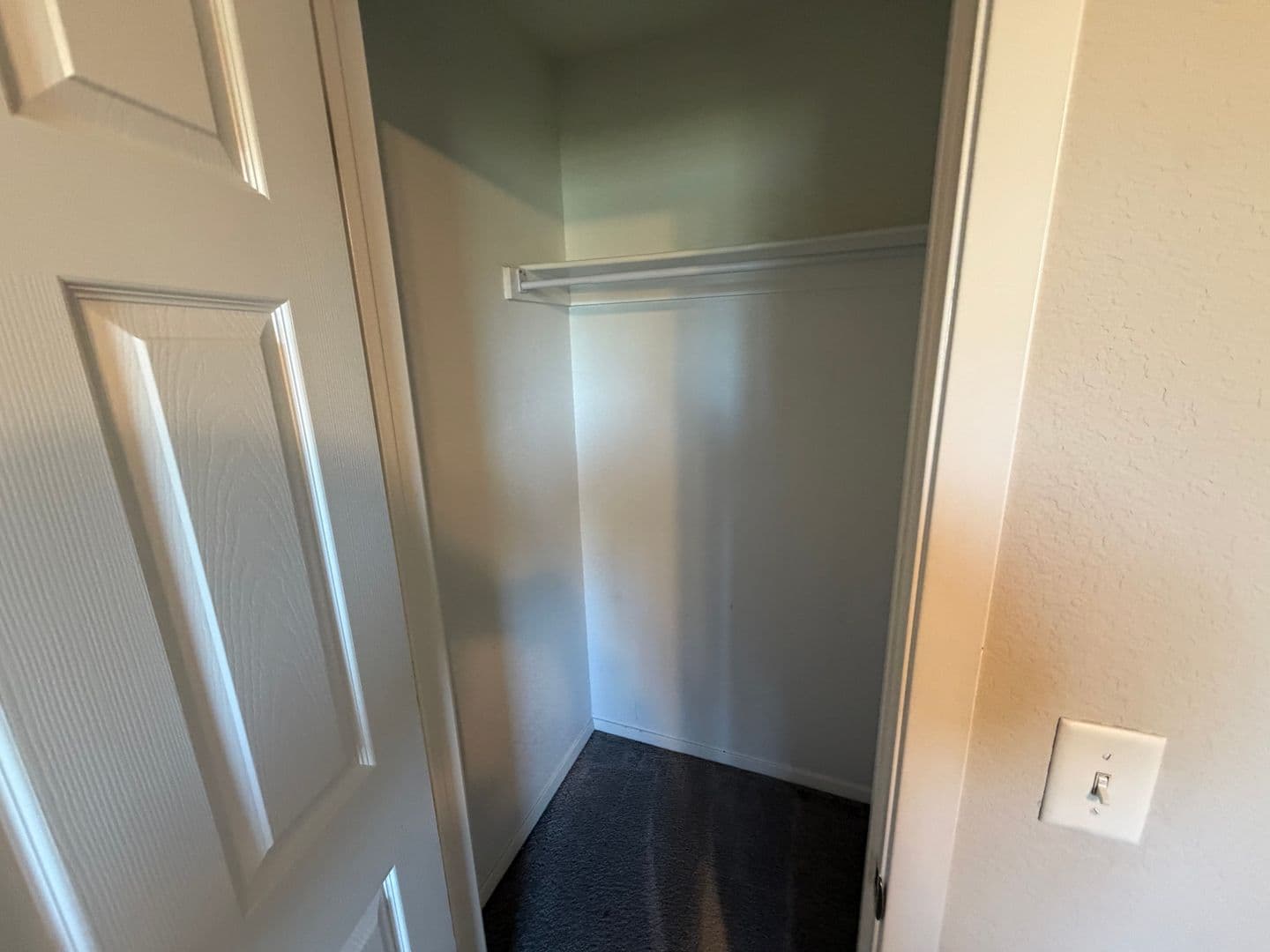 Bentonville House: 4300 SW Comstock Ave