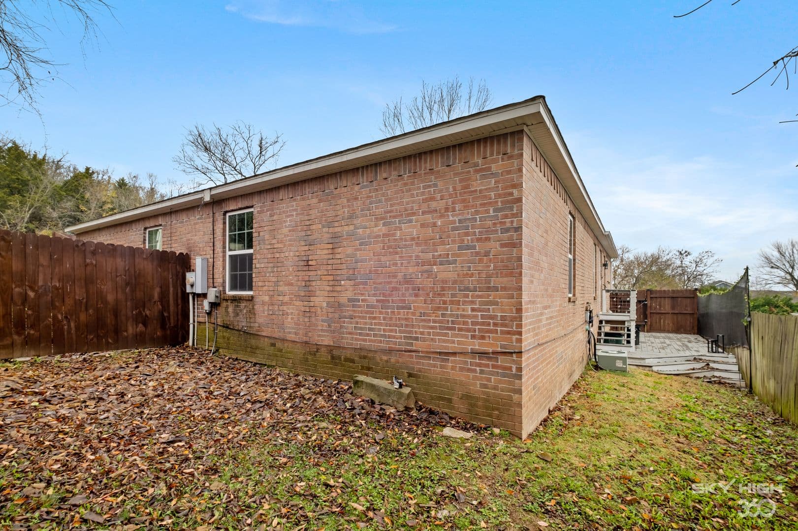 Fayetteville House: 731 S. Erika Ave