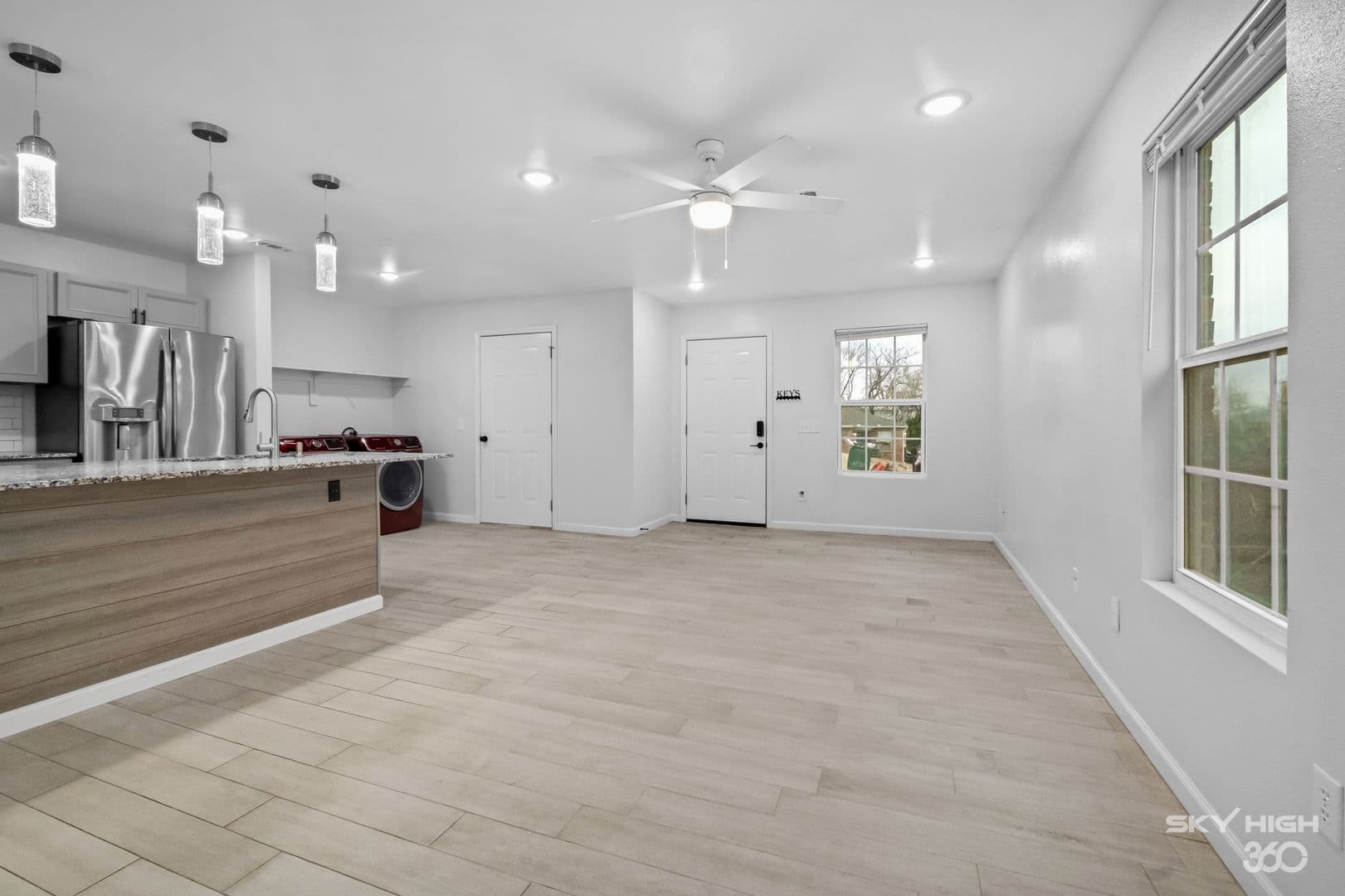 Fayetteville House: 731 S. Erika Ave