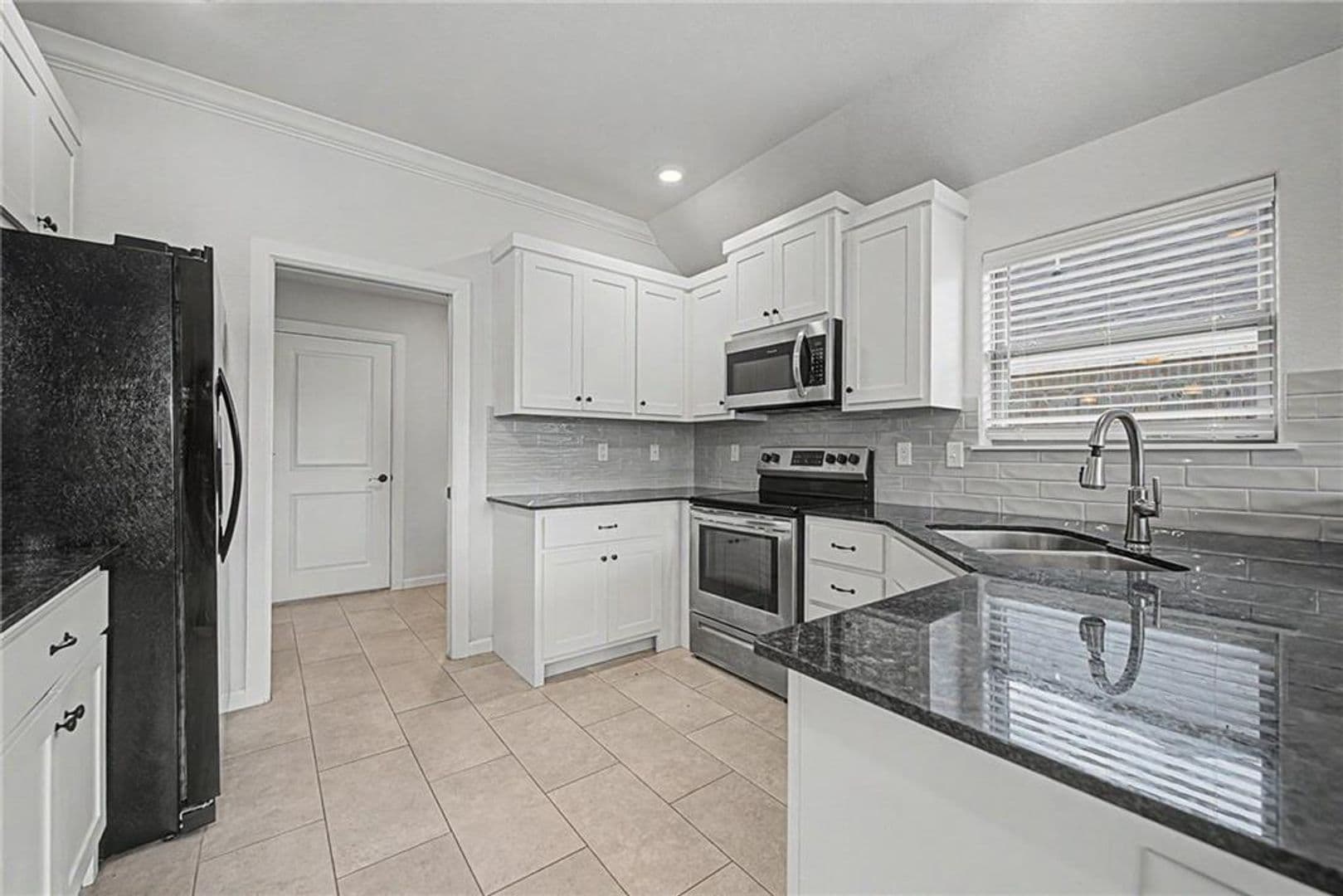 Fayetteville House: 4479 W Topeka St