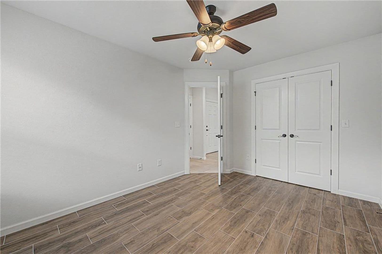 Fayetteville House: 4479 W Topeka St