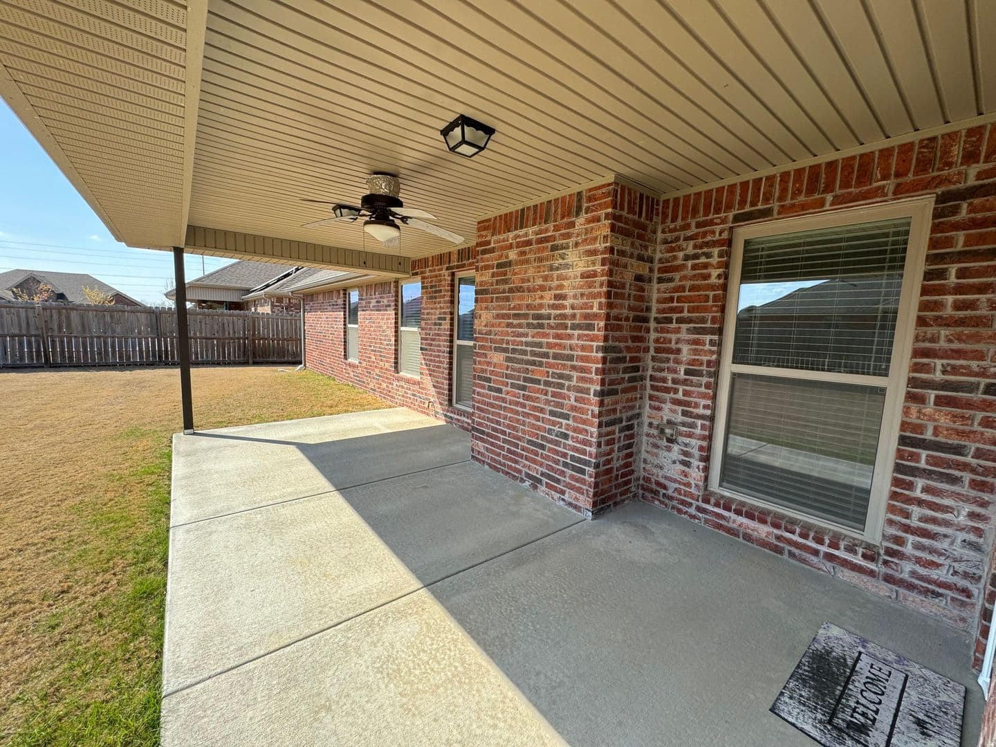 Fayetteville House: 4849 W Oldham Dr