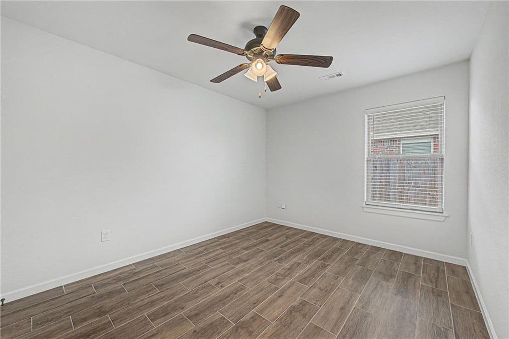 Fayetteville House: 4479 W Topeka St