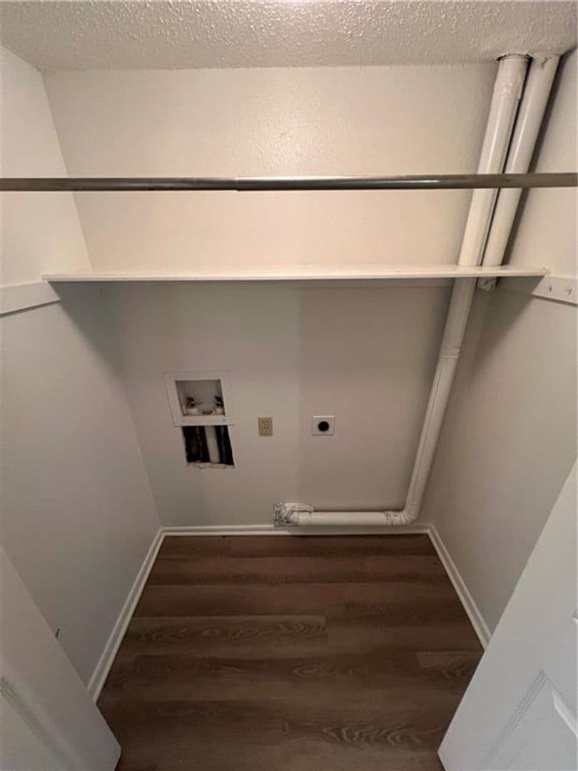 Rogers House: 320 S 11th Pl