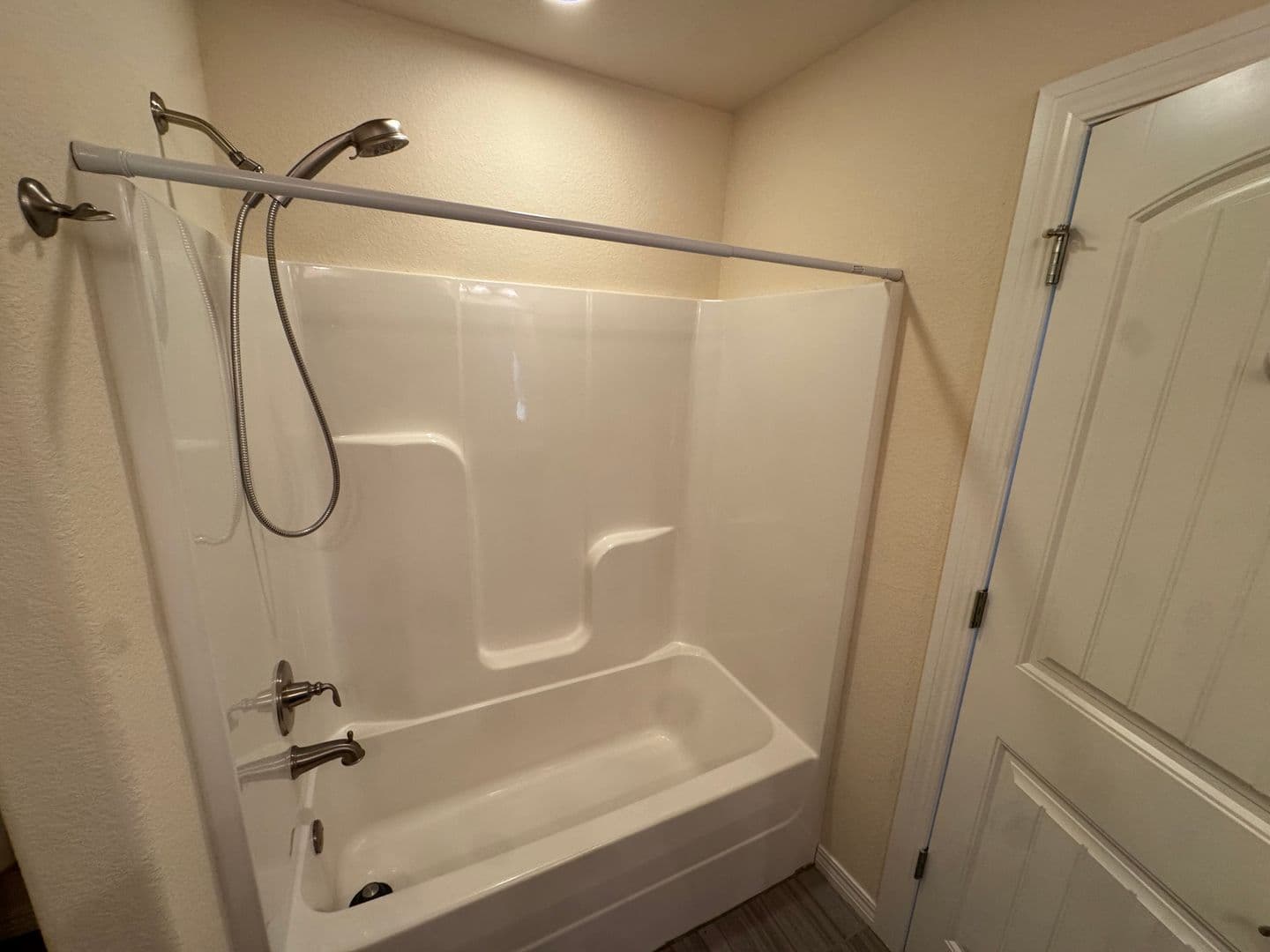 Fayetteville House: 4849 W Oldham Dr