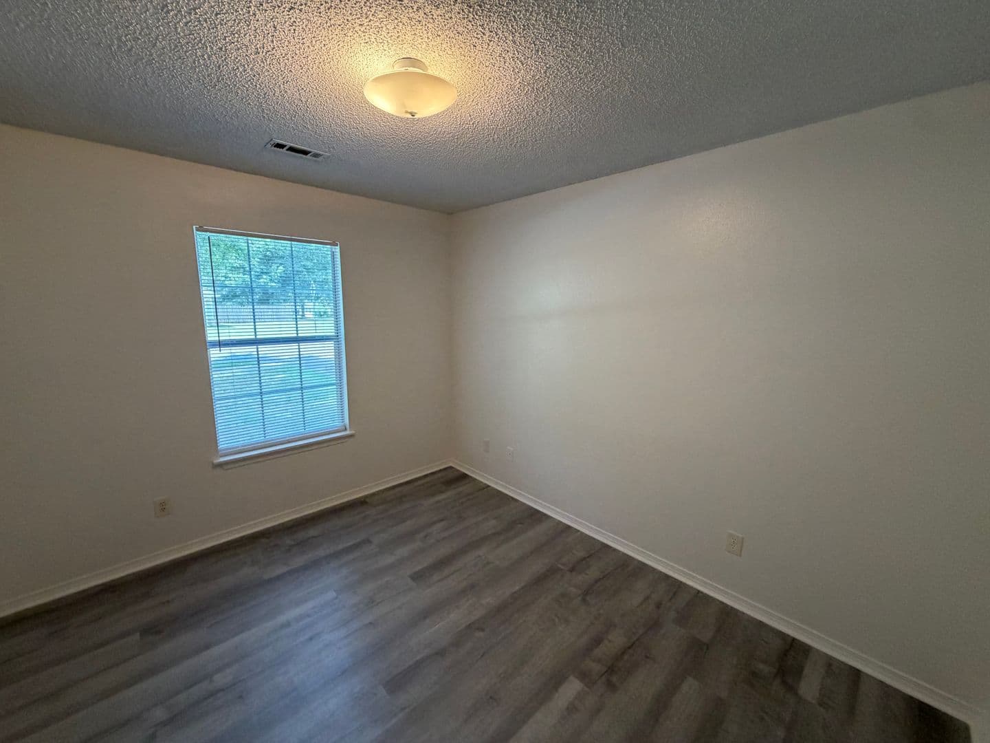 Fayetteville House: 1272 Tradition Avenue