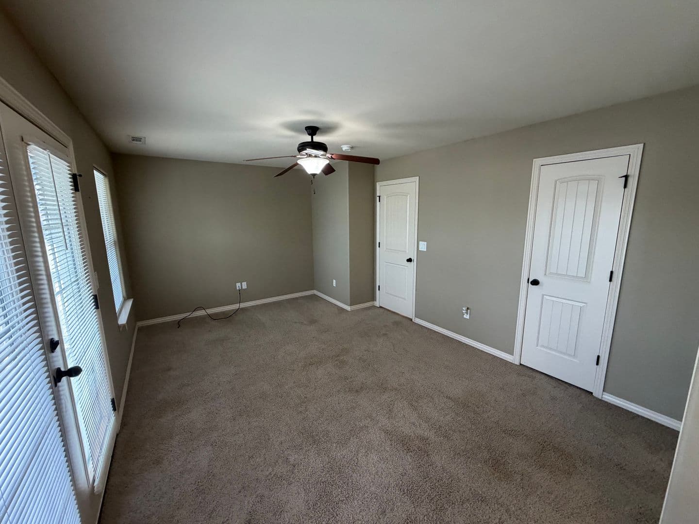 Fayetteville House: 537 Keats Drive