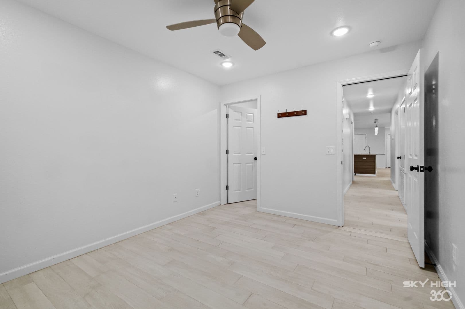 Fayetteville House: 731 S. Erika Ave