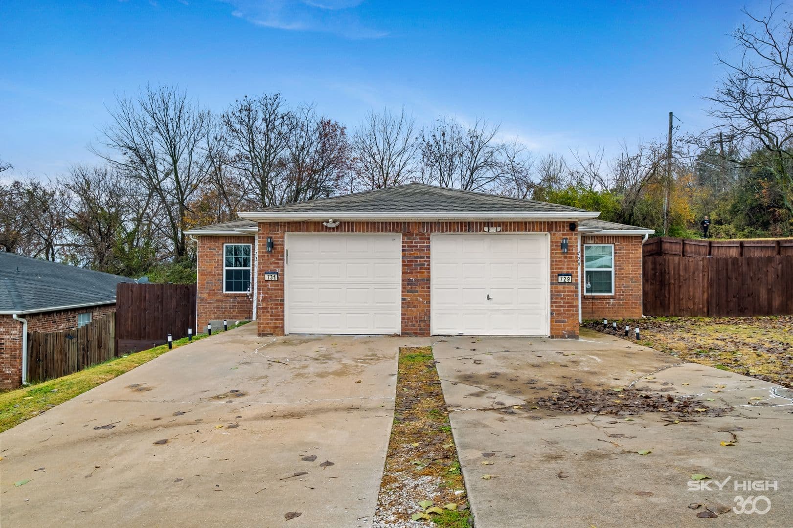 Fayetteville House: 731 S. Erika Ave