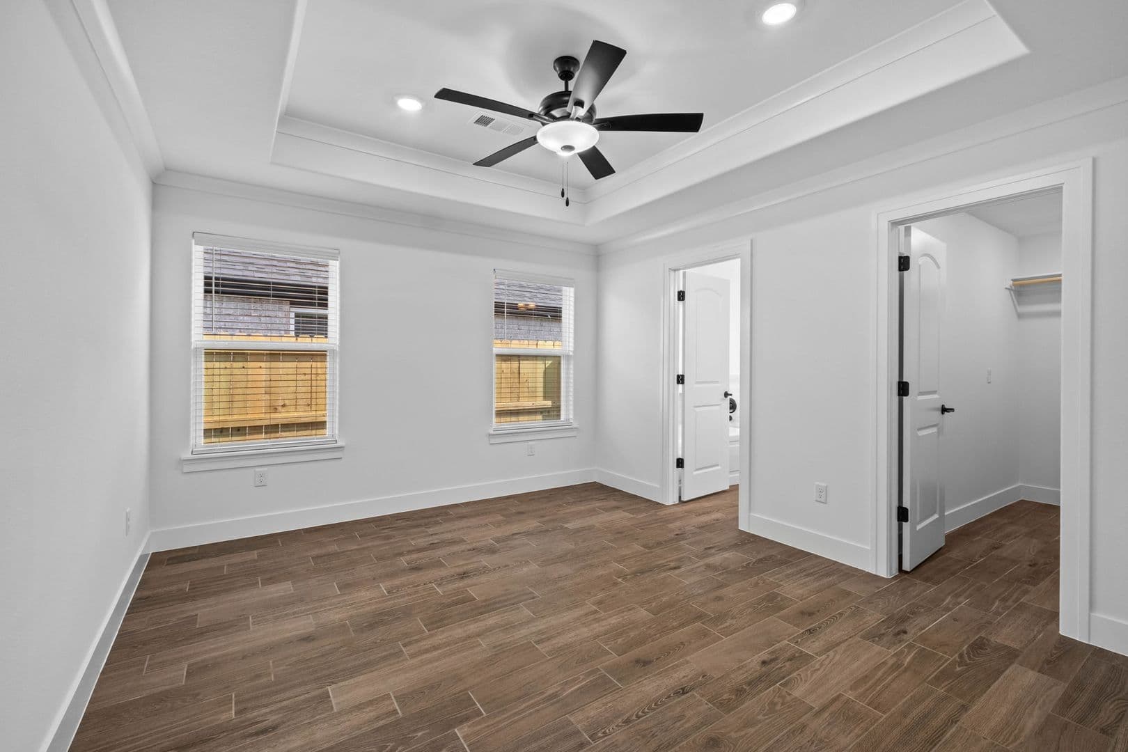 Fayetteville House: 4225 W Barhem Drive