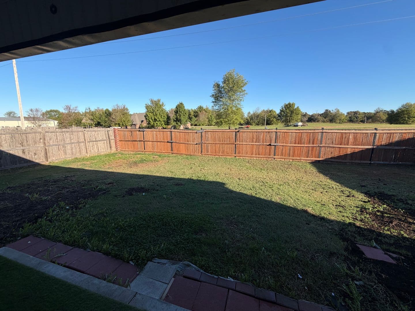 Bentonville House: 4300 SW Comstock Ave