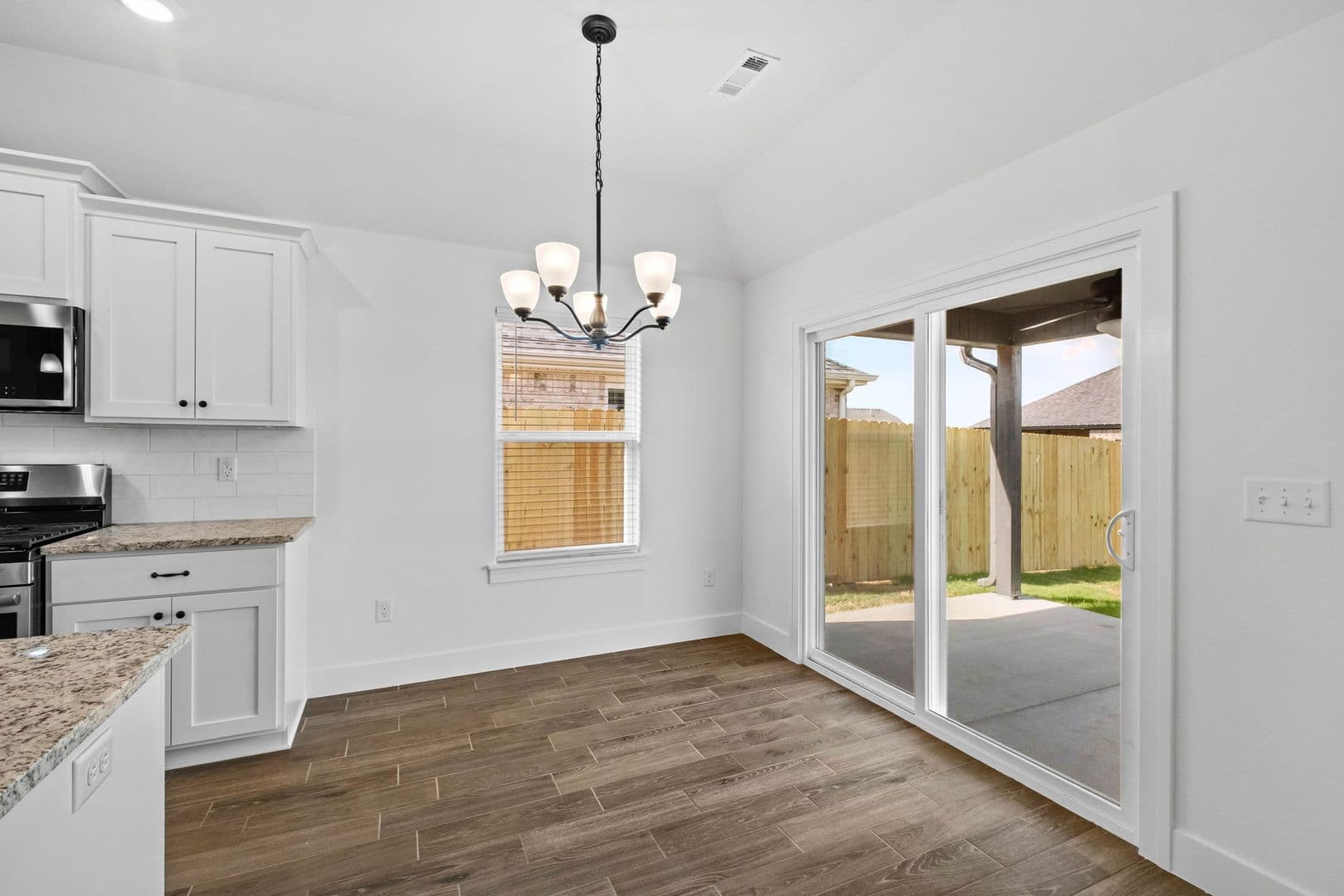 Fayetteville House: 4225 W Barhem Drive