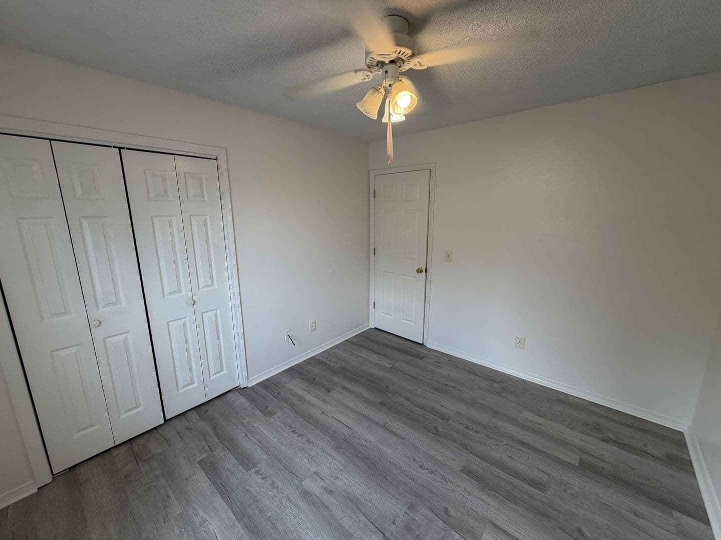 Fayetteville House: 1272 Tradition Avenue