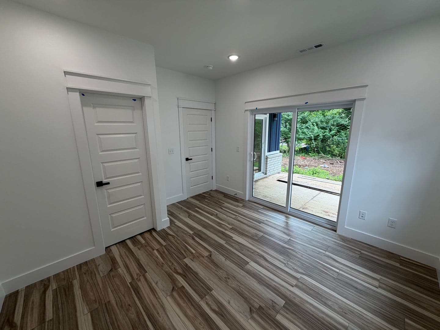 Fayetteville House: 916 N Sang Ave Unit #B
