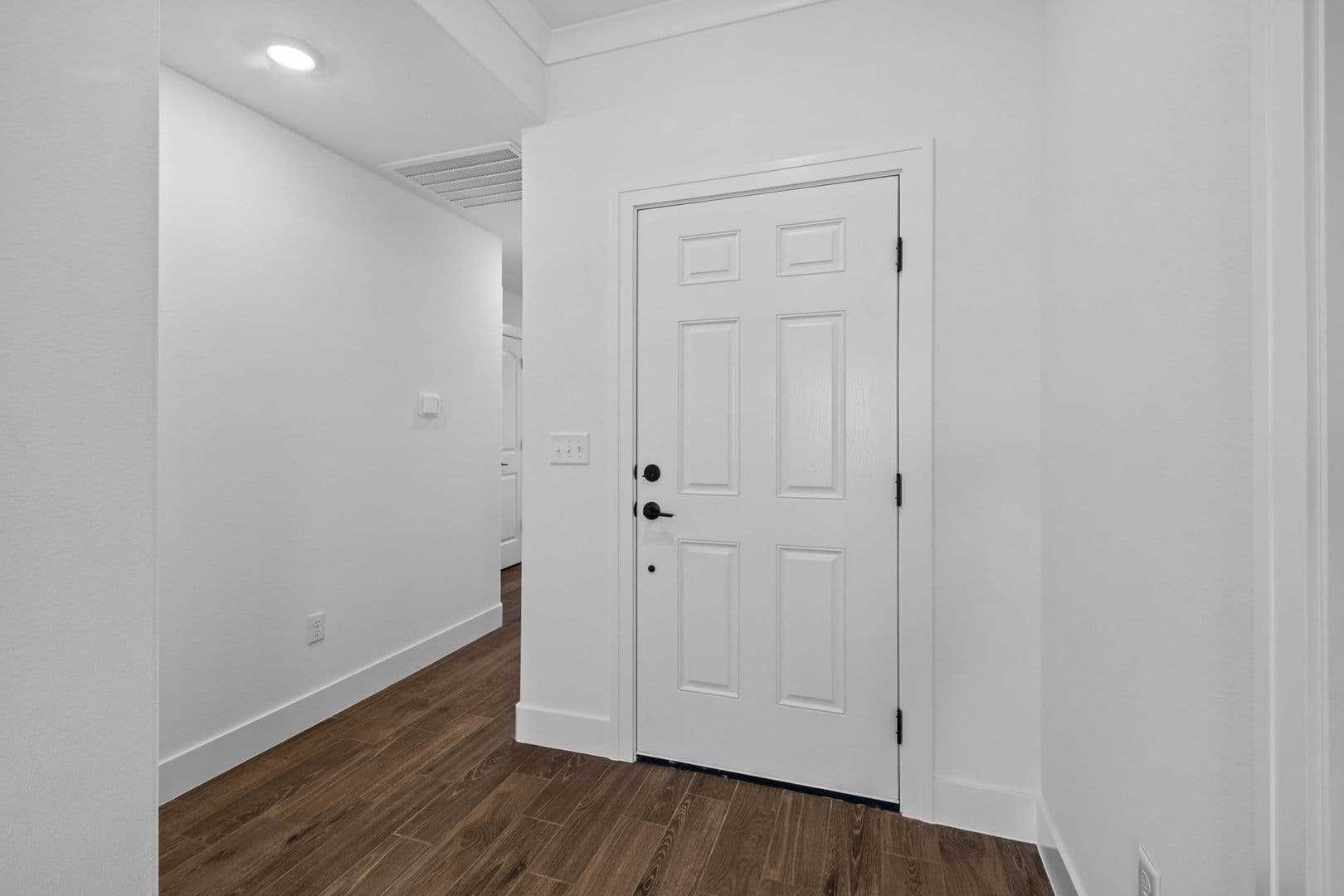 Fayetteville House: 4225 W Barhem Drive