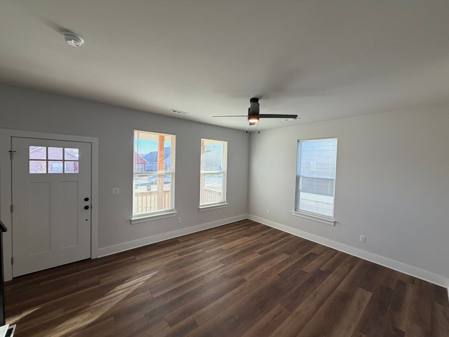 Fayetteville House: 1043 S Laramie Heights