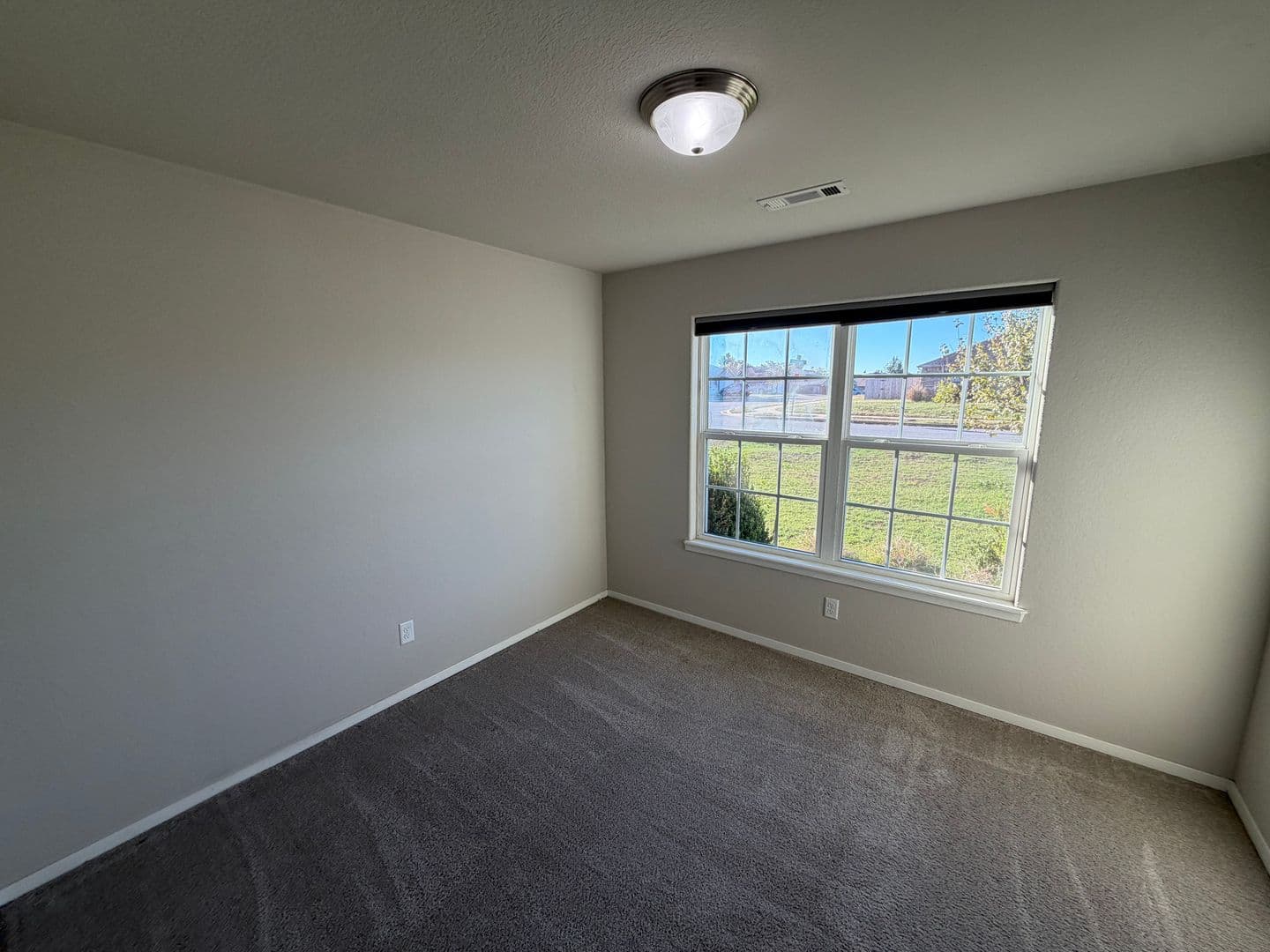 Bentonville House: 4300 SW Comstock Ave