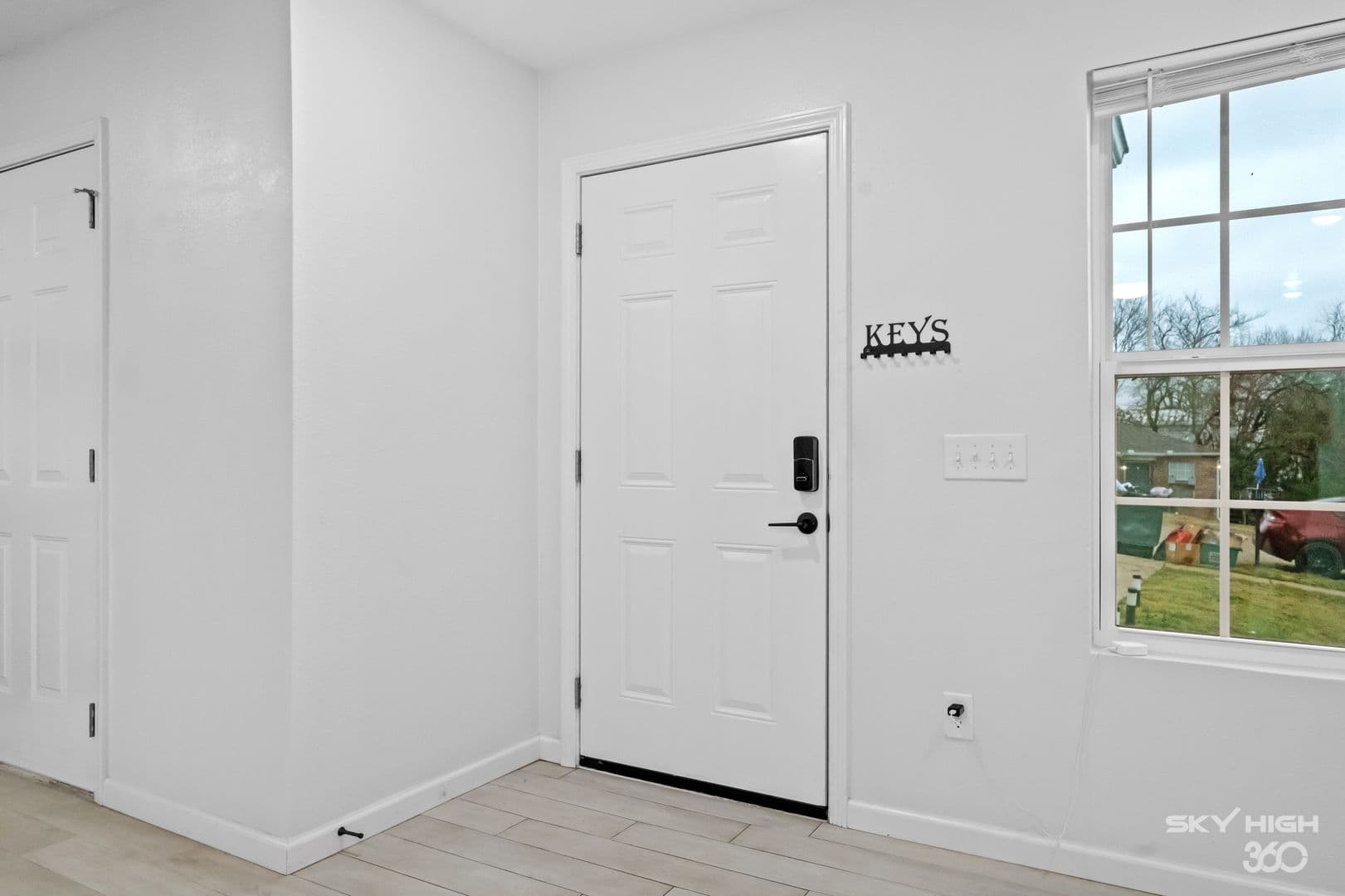 Fayetteville House: 731 S. Erika Ave