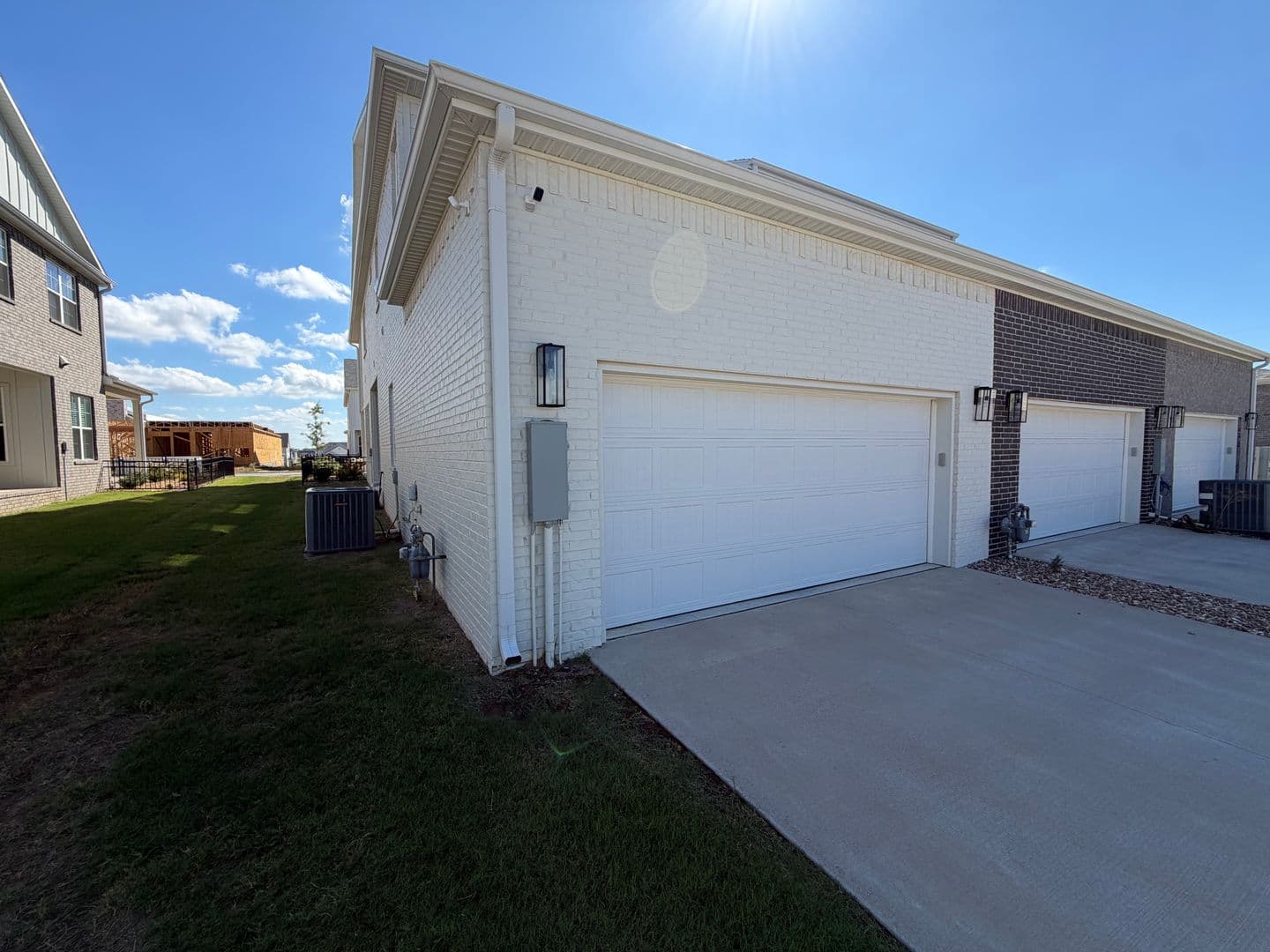 Bentonville House: 2816 SW Arlington Blvd