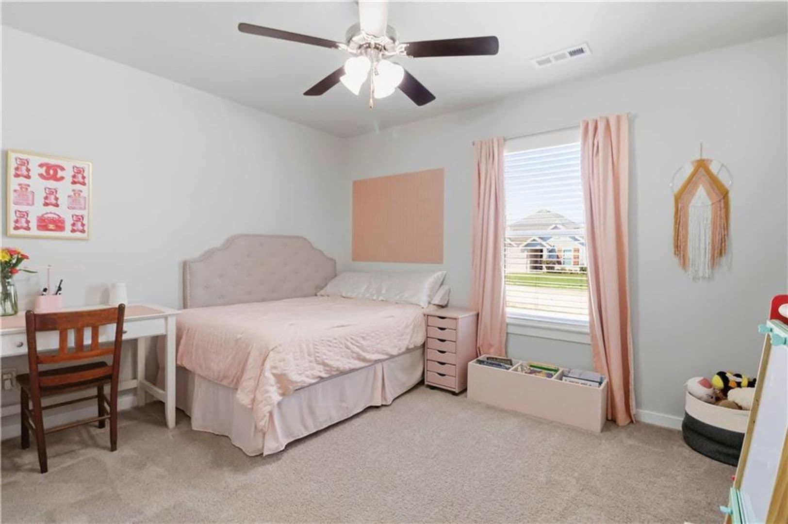 Prairie Grove House: 641 Hayden James Street