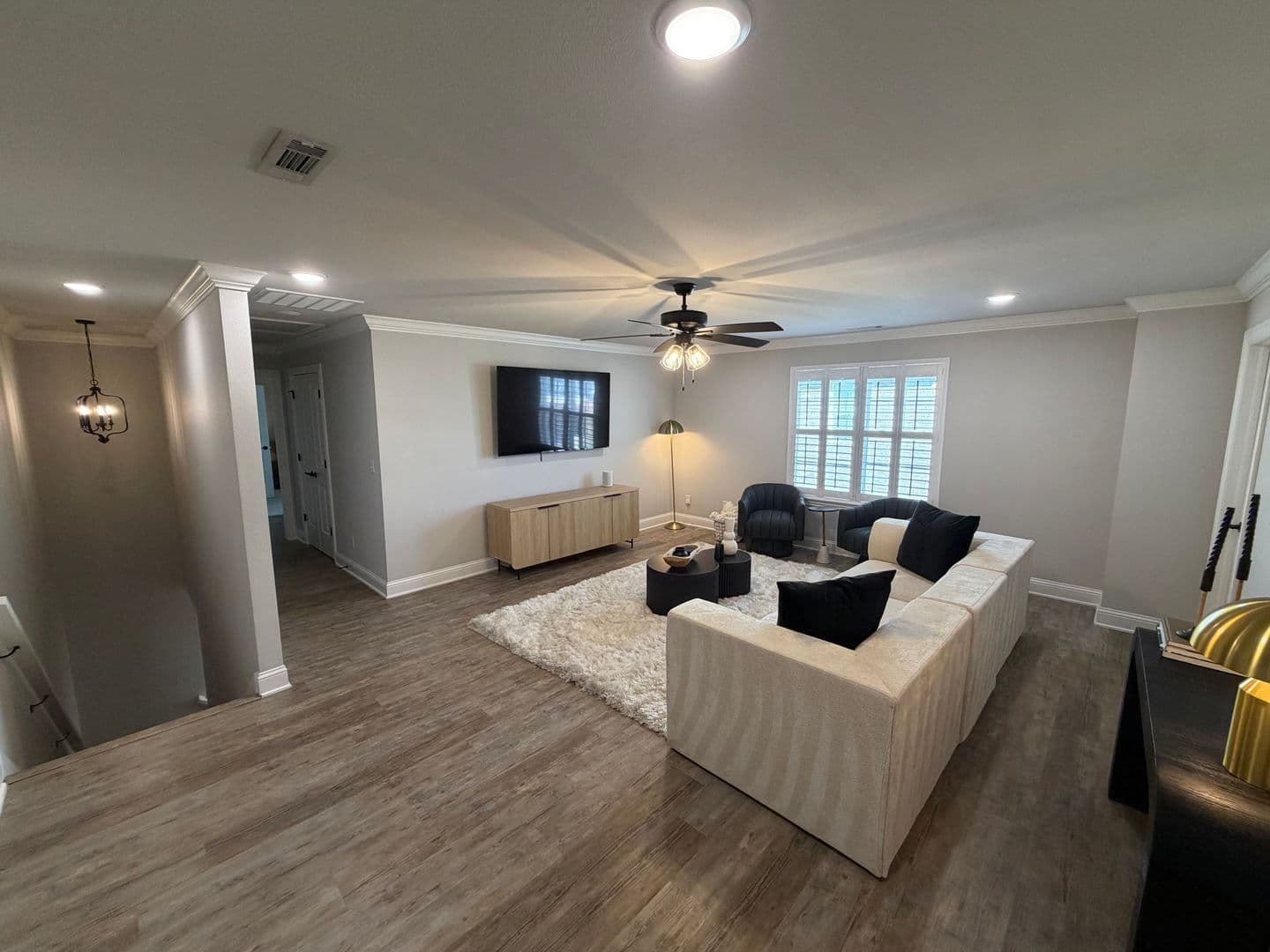 Bentonville House: 2816 SW Arlington Blvd