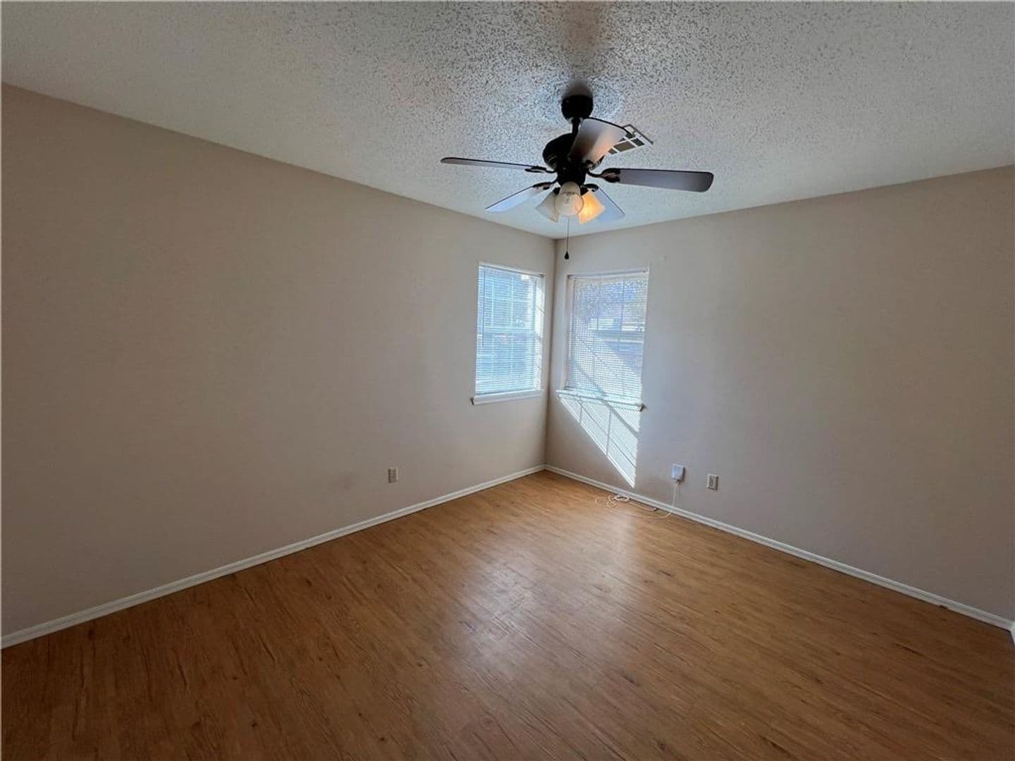 Rogers House: 322 S 11th Pl