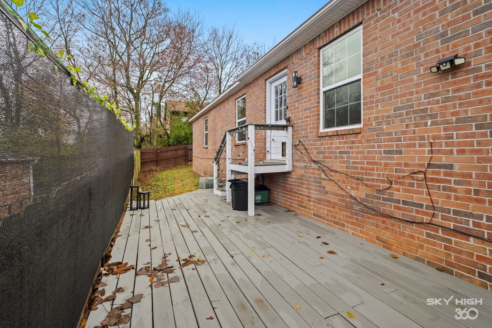 Fayetteville House: 731 S. Erika Ave