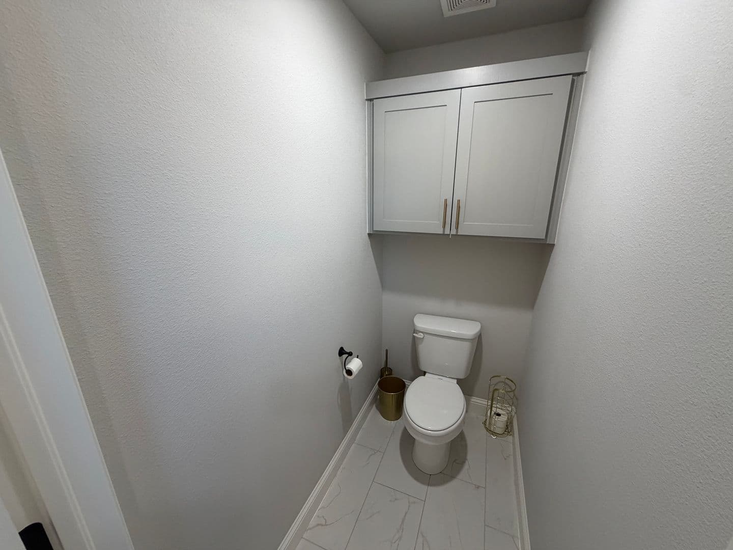 Bentonville House: 2816 SW Arlington Blvd