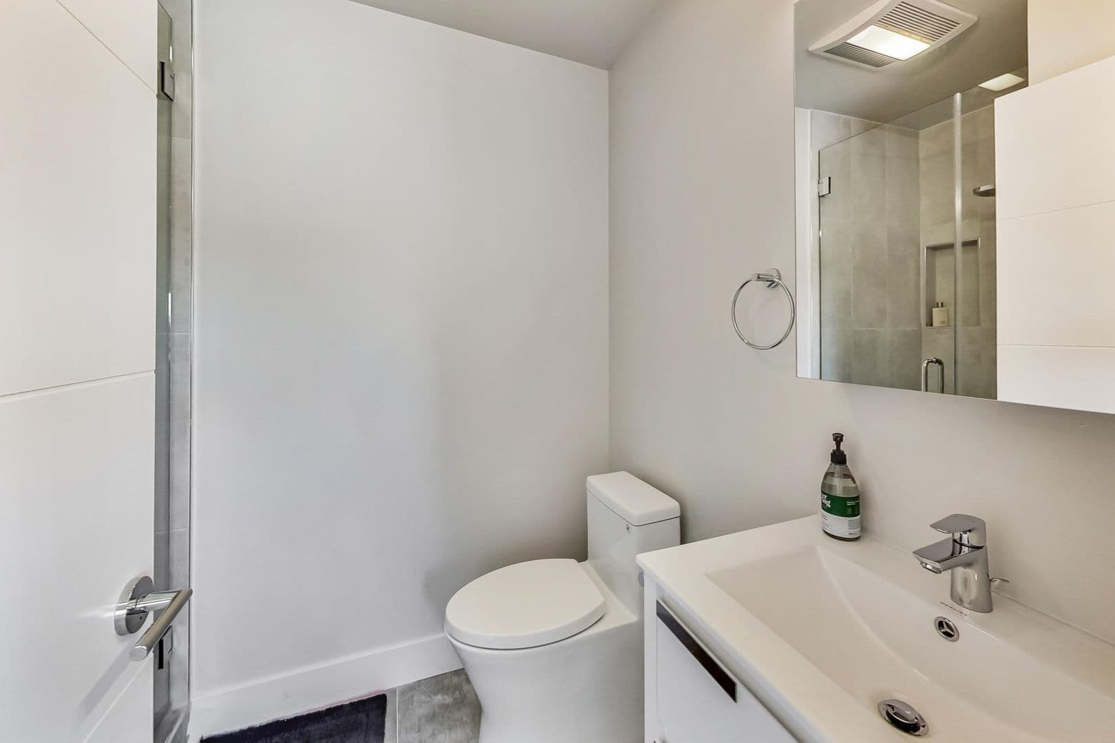 Berkeley Apartment: 3411 Adeline St