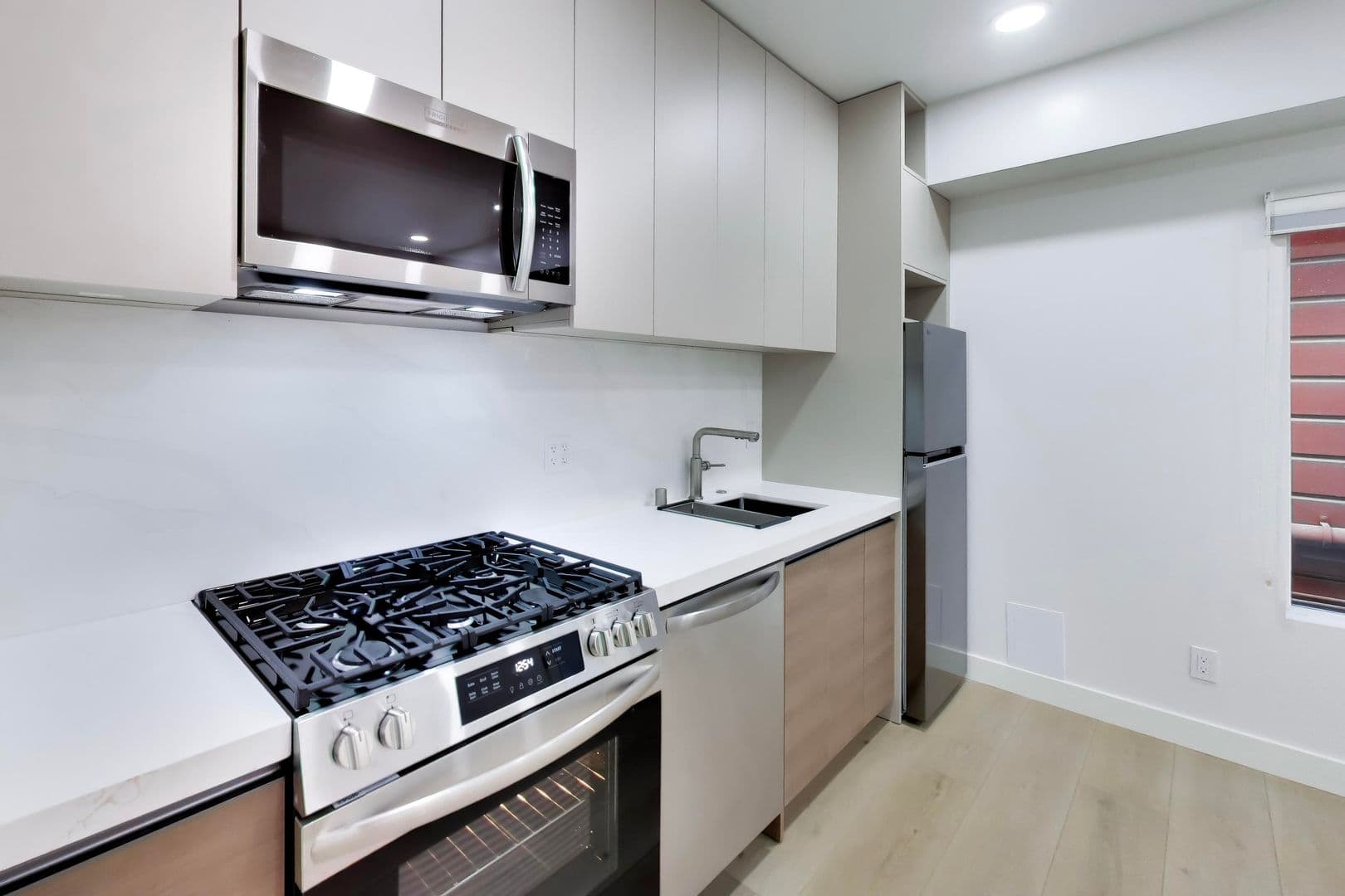 San Francisco Apartment: 297-299 Corbett Ave