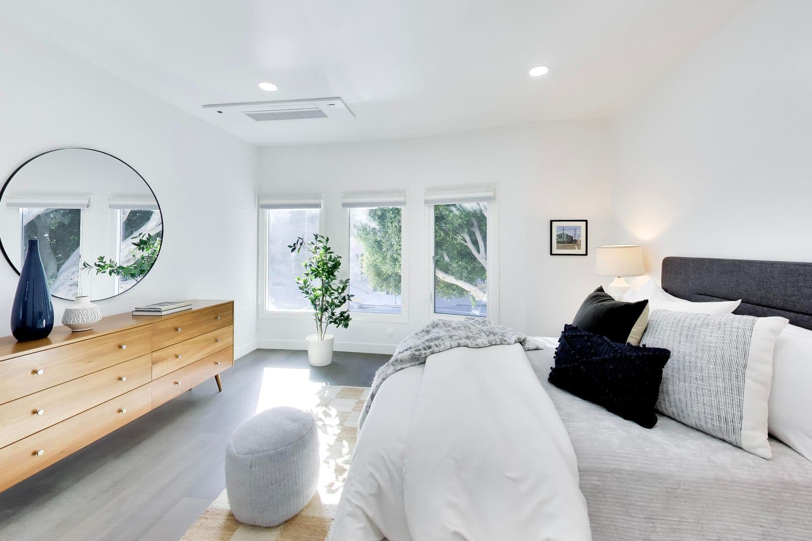 San Francisco Apartment: 297-299 Corbett Ave
