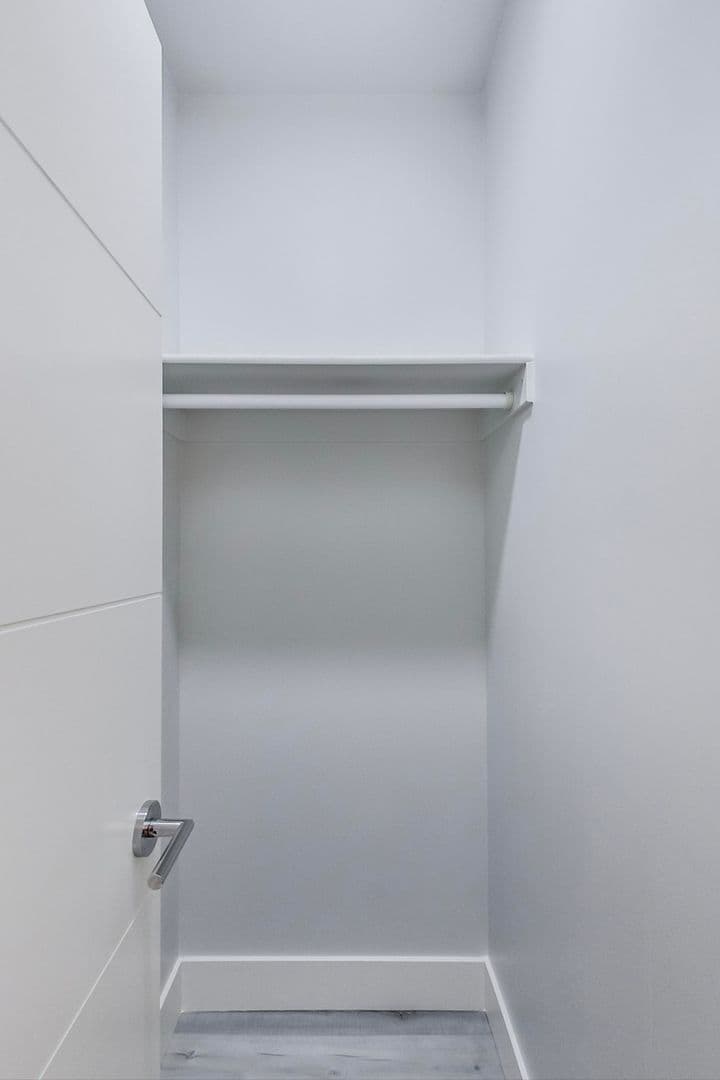 Berkeley Apartment: 3411 Adeline St