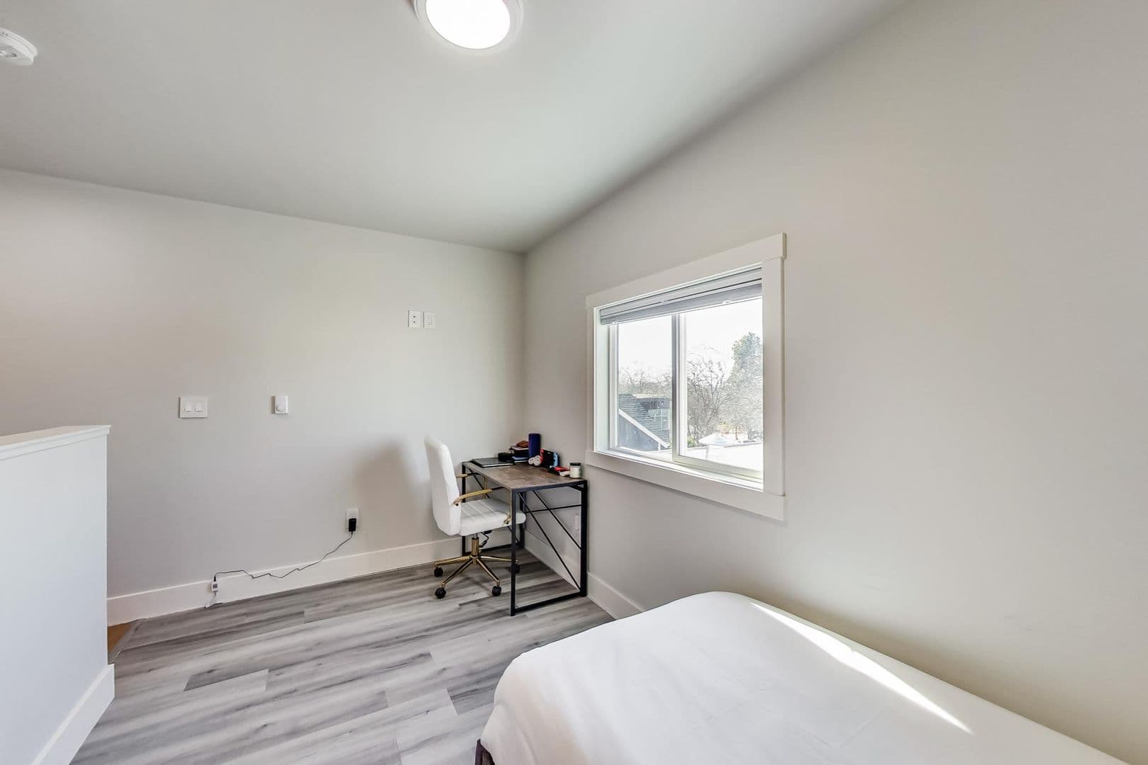 Berkeley Apartment: 3411 Adeline St