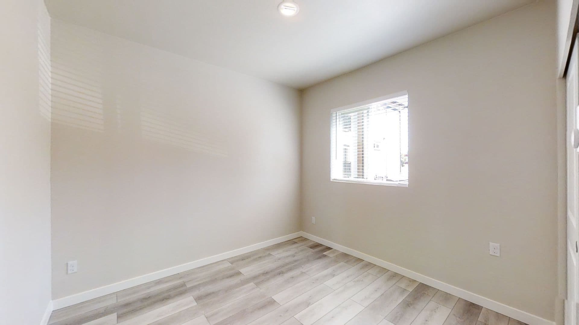 Tacoma Apartment: 7427 S D St