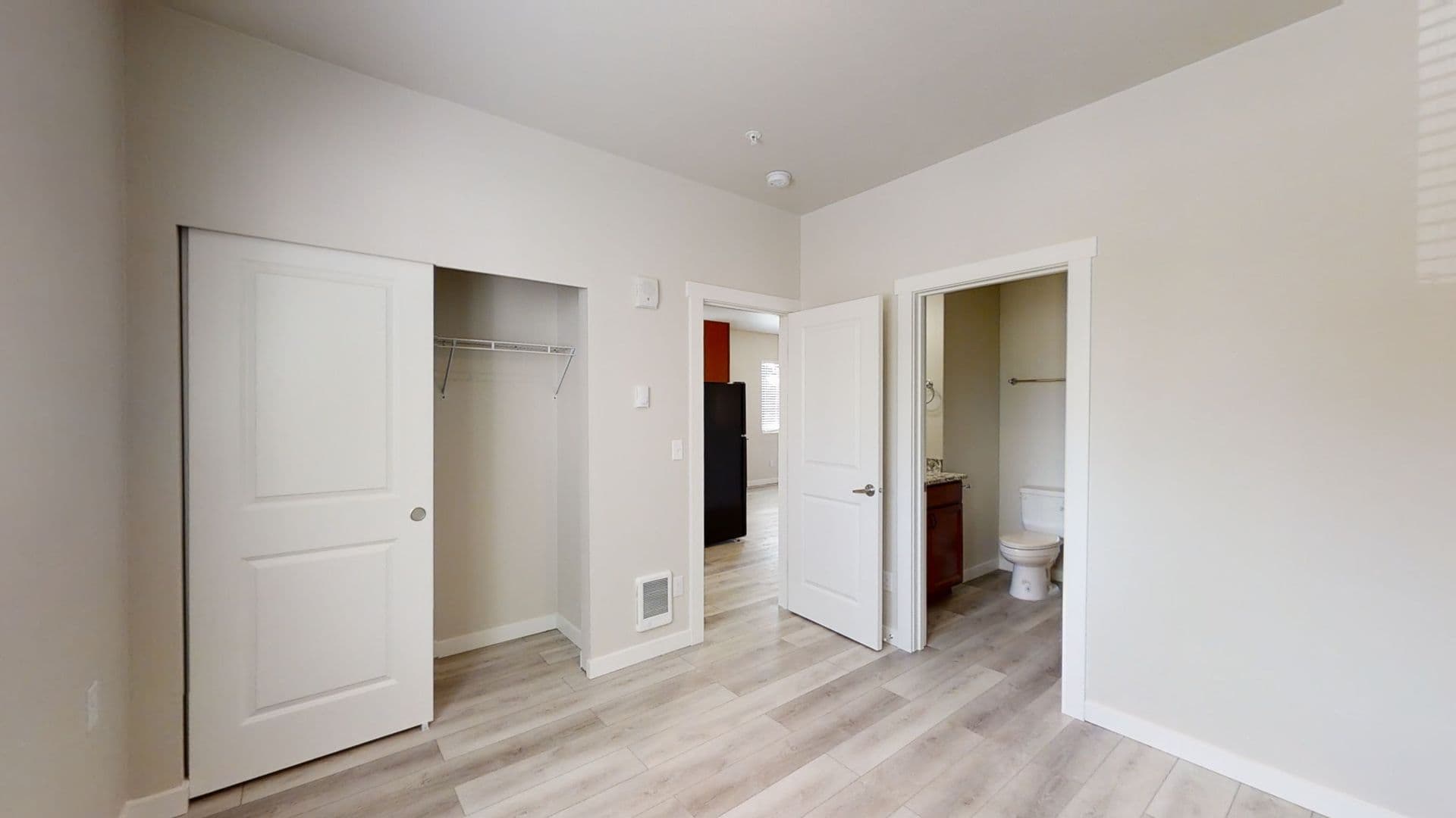 Tacoma Apartment: 7427 S D St
