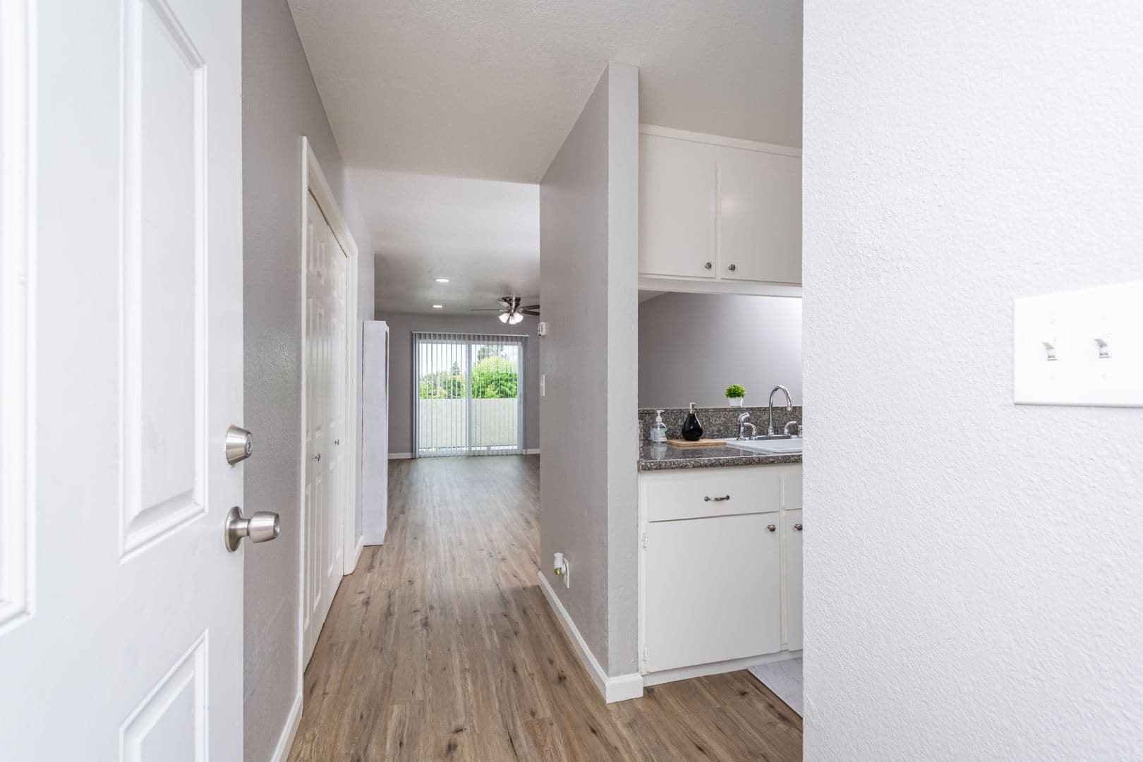 Vallejo Apartment: 123 Kathy Ellen Drive