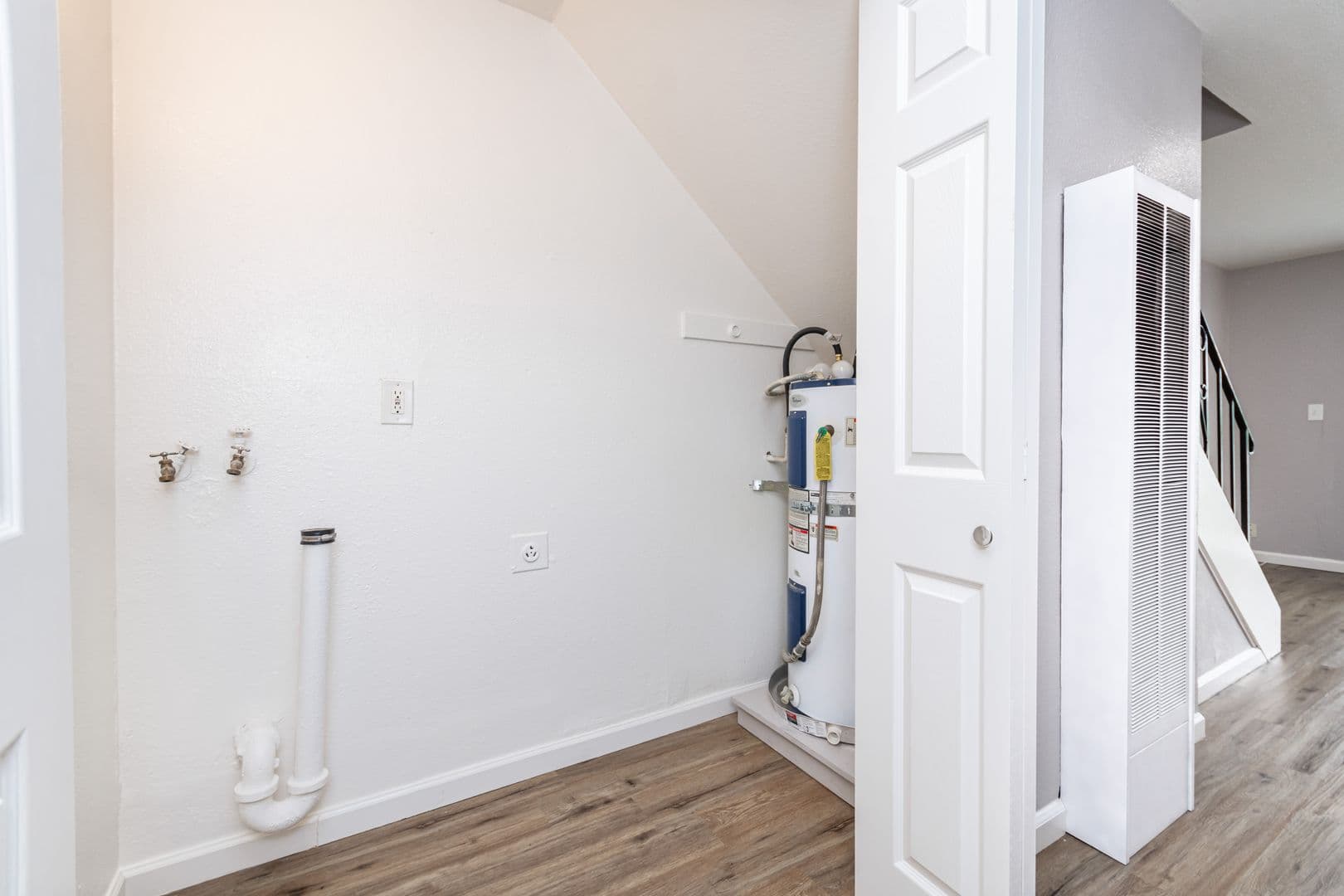 Vallejo Apartment: 123 Kathy Ellen Drive