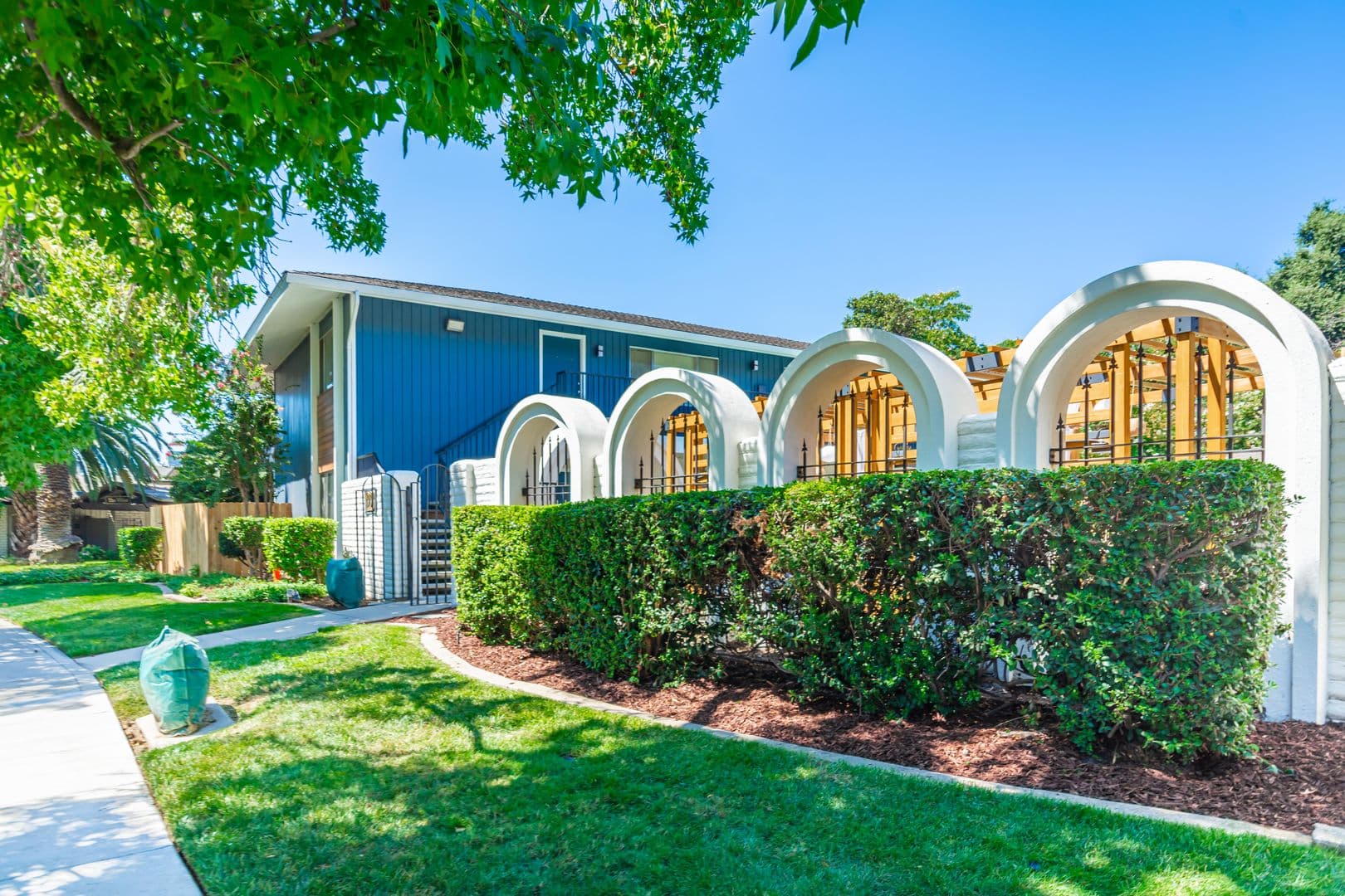 Stockton Apartment: 1223 Stratford Circle