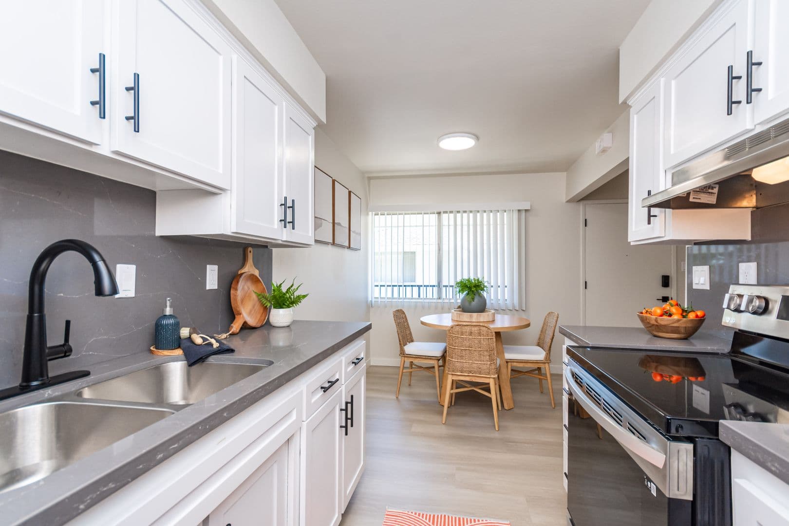 Stockton Apartment: 1223 Stratford Circle