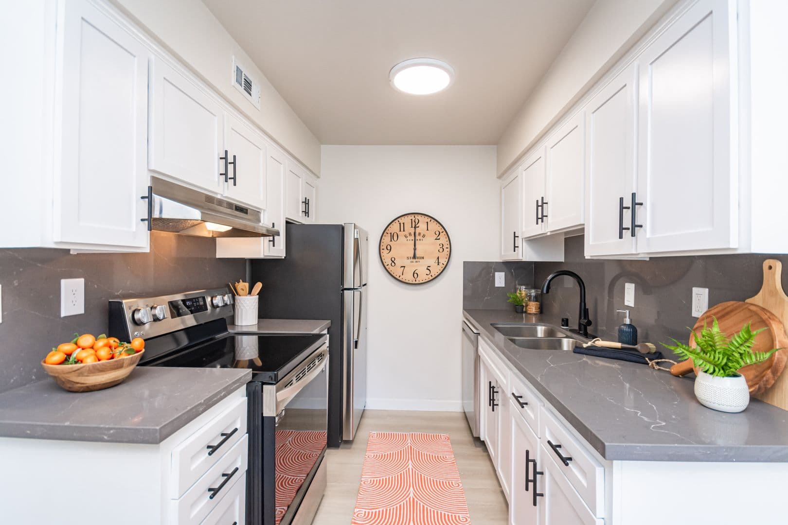 Stockton Apartment: 1223 Stratford Circle
