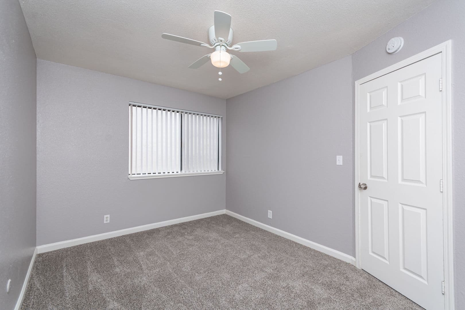 Vallejo Apartment: 123 Kathy Ellen Drive