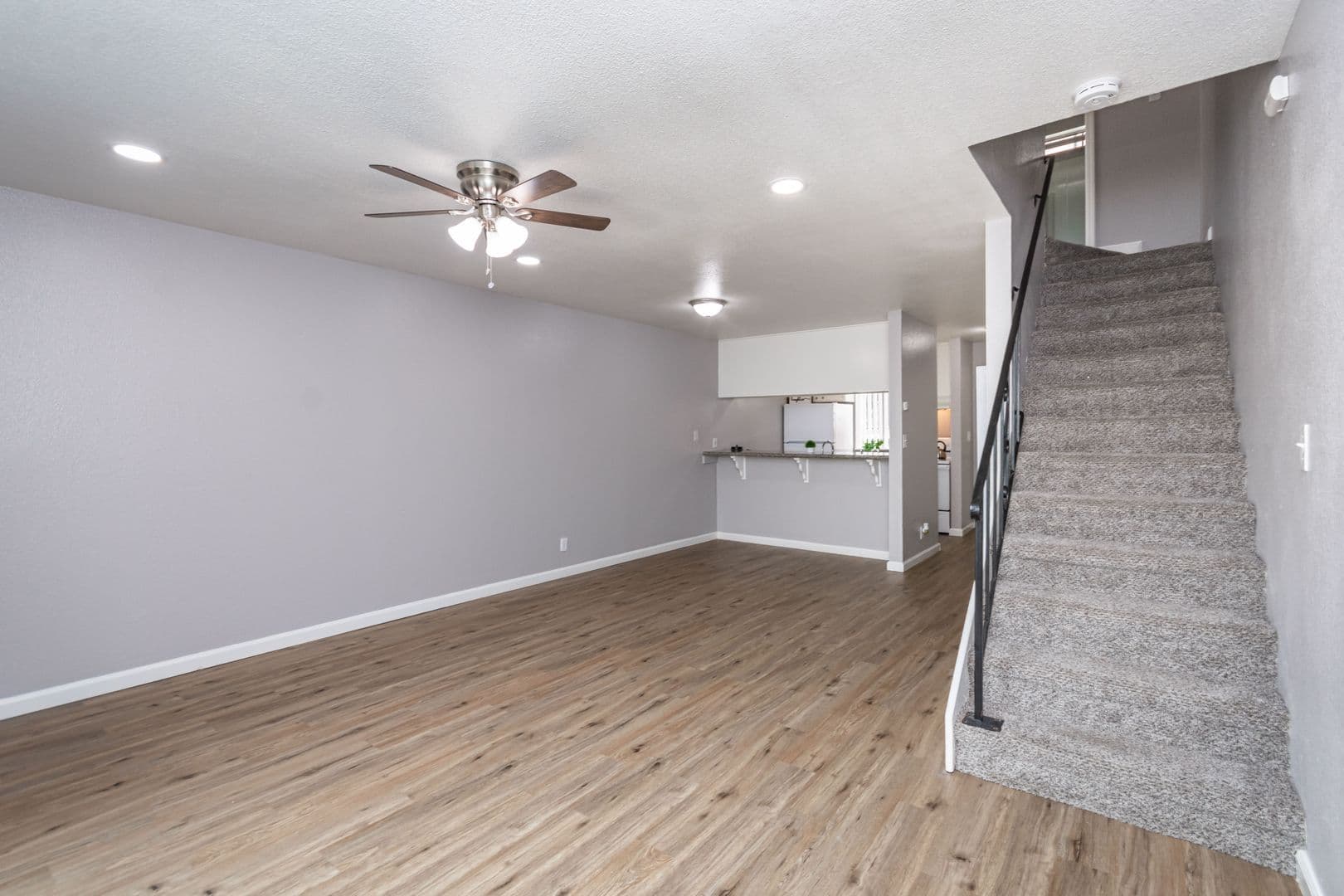 Vallejo Apartment: 123 Kathy Ellen Drive