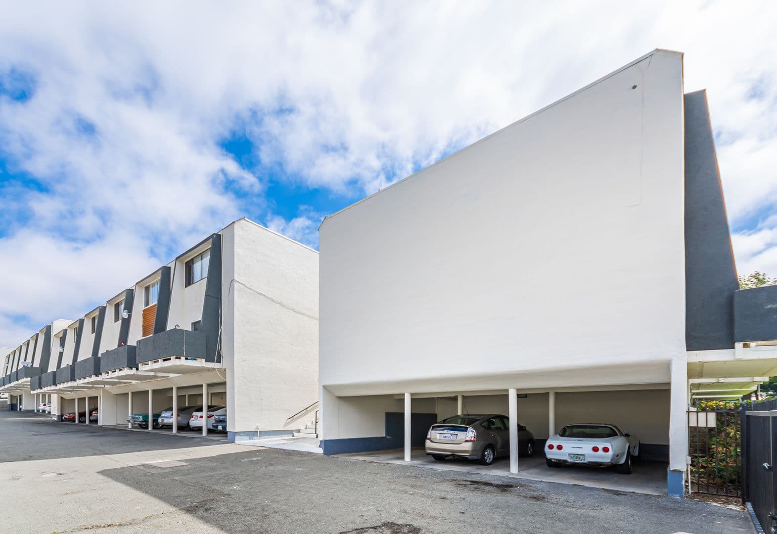 Vallejo Apartment: 123 Kathy Ellen Drive