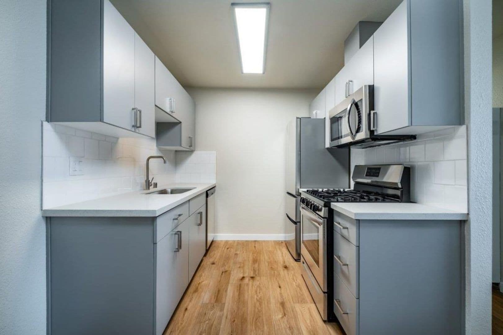 Manteca Apartment: 207 S. Union Rd.