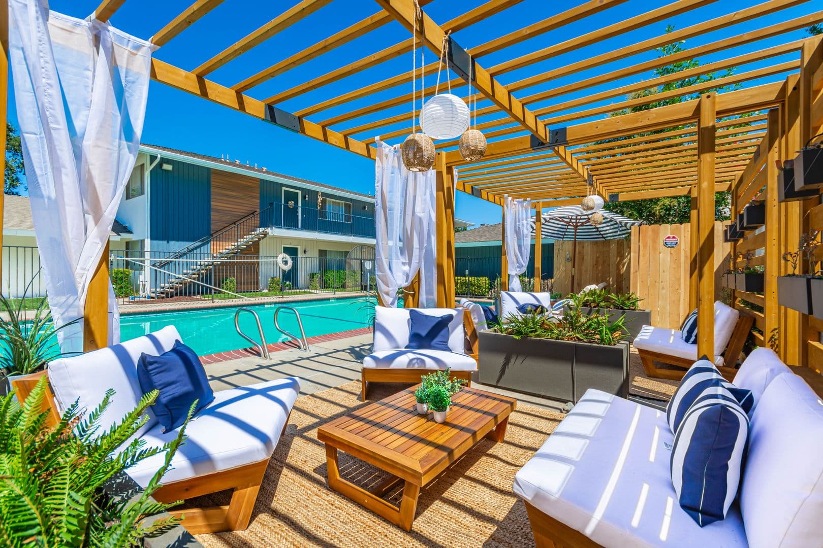 Stockton Apartment: 1223 Stratford Circle