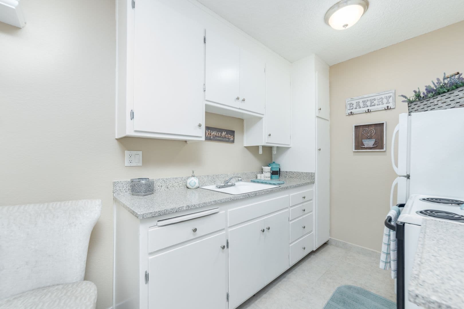 Lodi Apartment: 950 S. Garfield St.