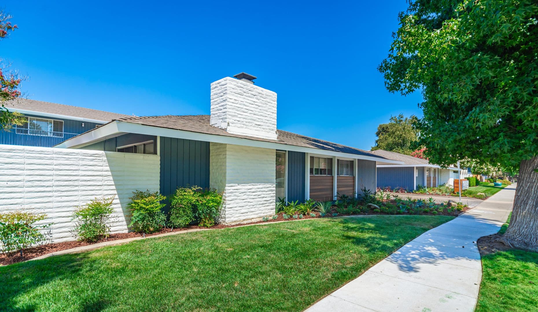 Stockton Apartment: 1223 Stratford Circle