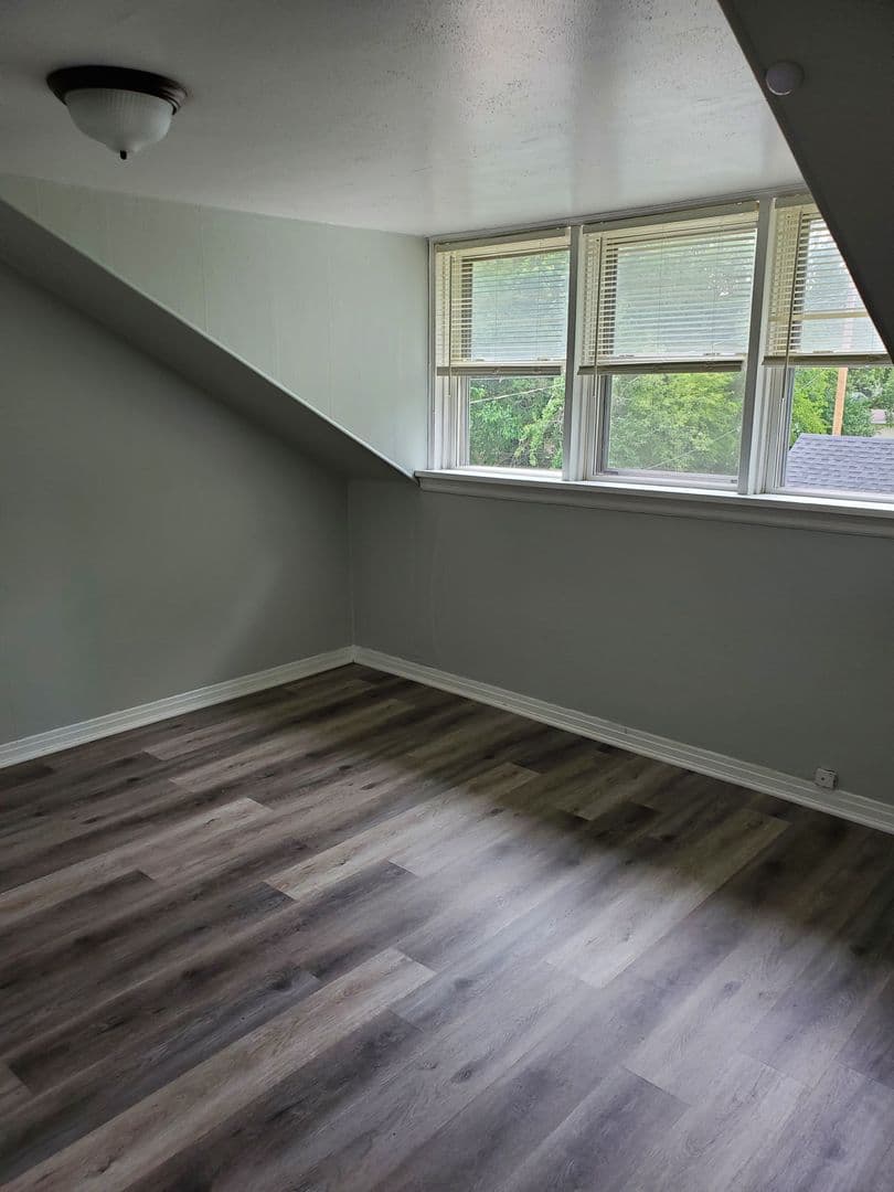 Baraboo Apartment: 400 7th Street