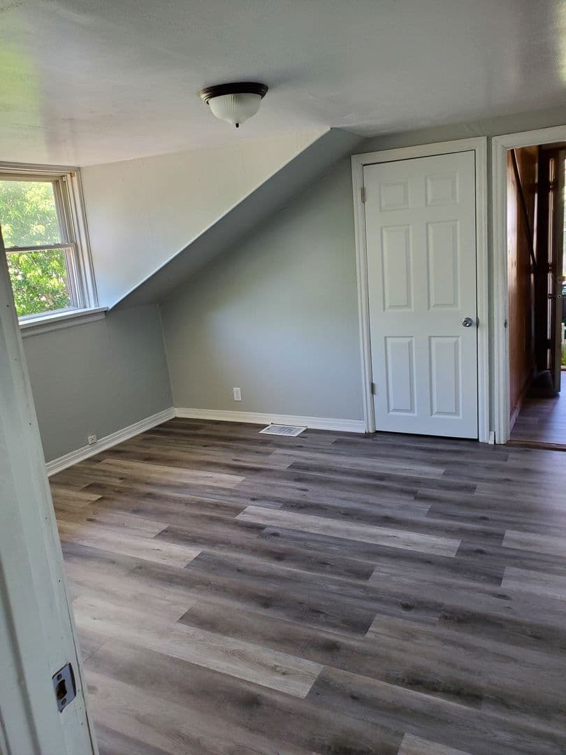 Baraboo Apartment: 400 7th Street
