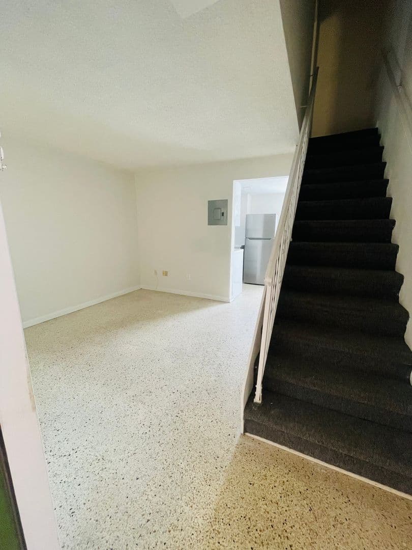 Miami Apartment: 2999 W. Flagler St.
